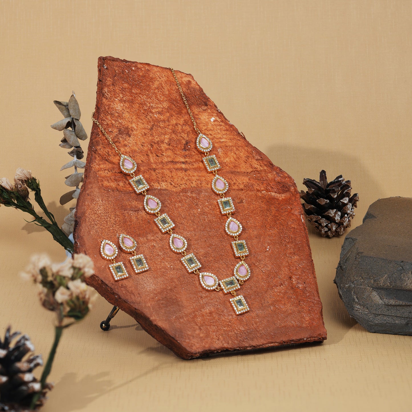 Blush Garden Royale Necklace
