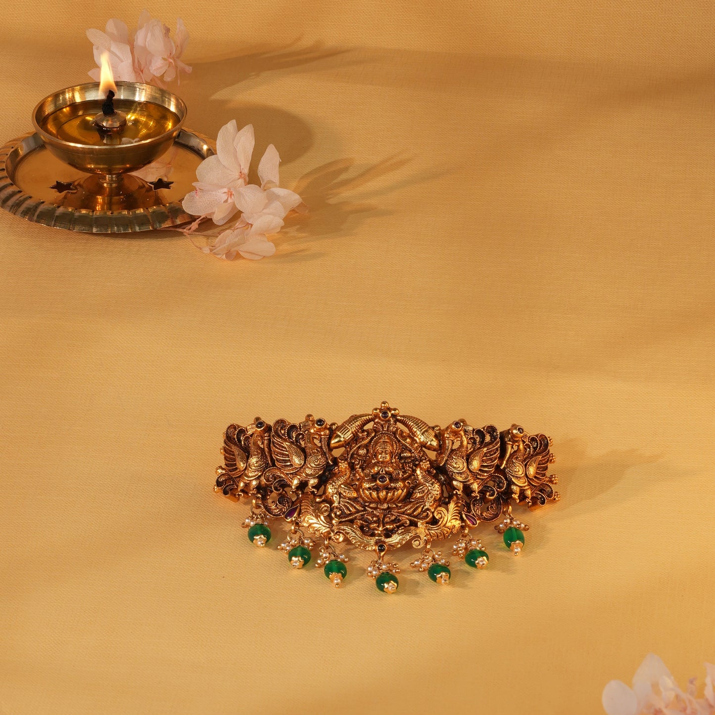 Ruby Devi Nakashi Vaddanam Choker