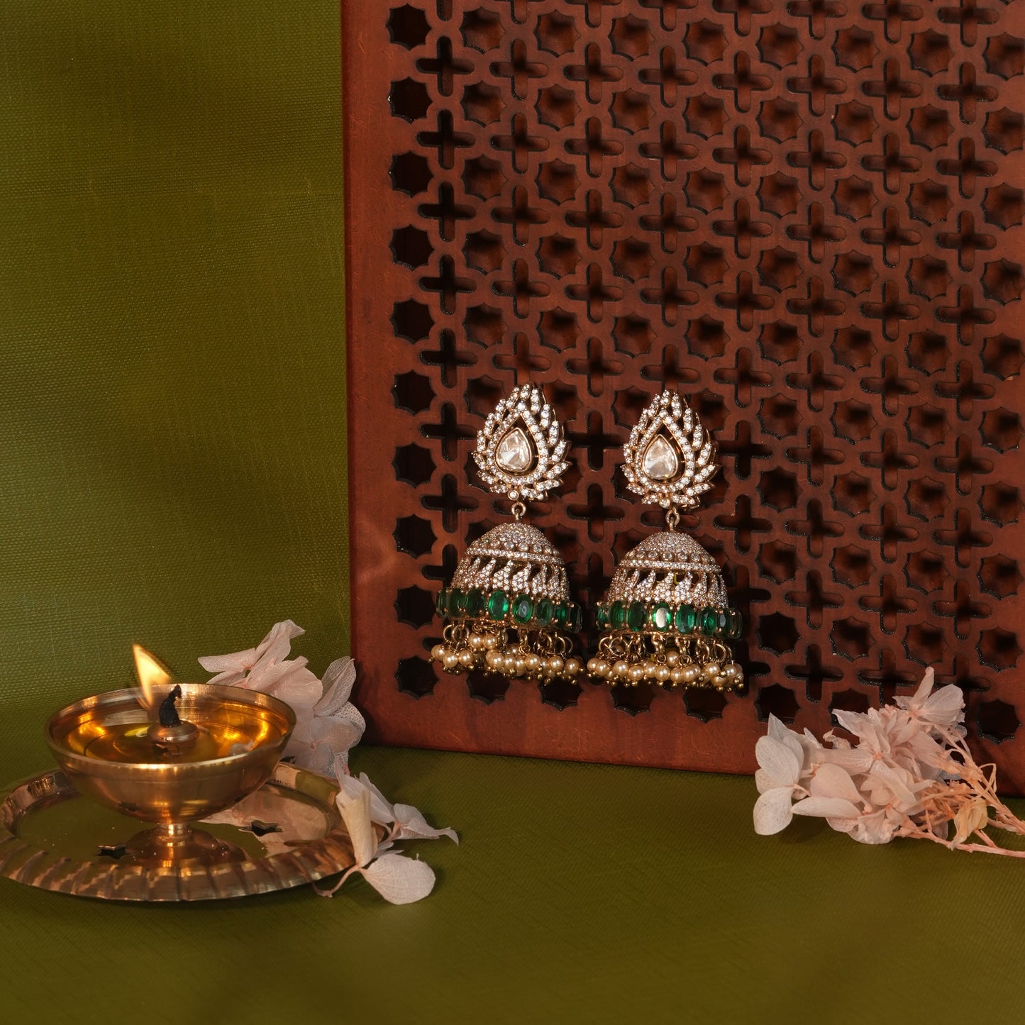 Maharani Emerald Crown Jhumka