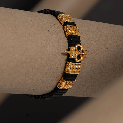 Shiv Trishul Elastic Kada in Antique Gold and Matte Black