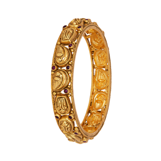 Heritage Paisley Gold Bangle with Ruby Accents