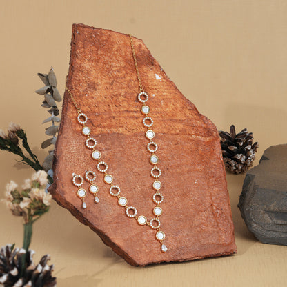 Moonlight Halo Necklace Set