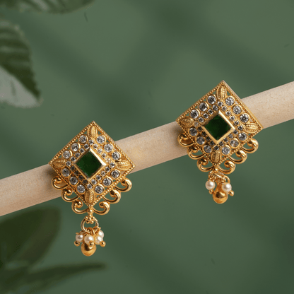 Meenakshi Emerald Square Chand Earrings with Pearl Drop